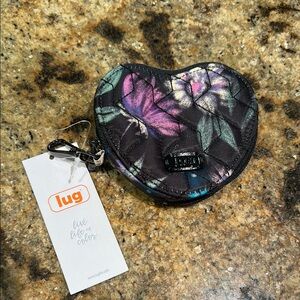 Lug heart pouch in bloom black. NWT